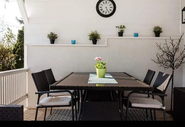 Bella Holiday home Balatonfuzfo